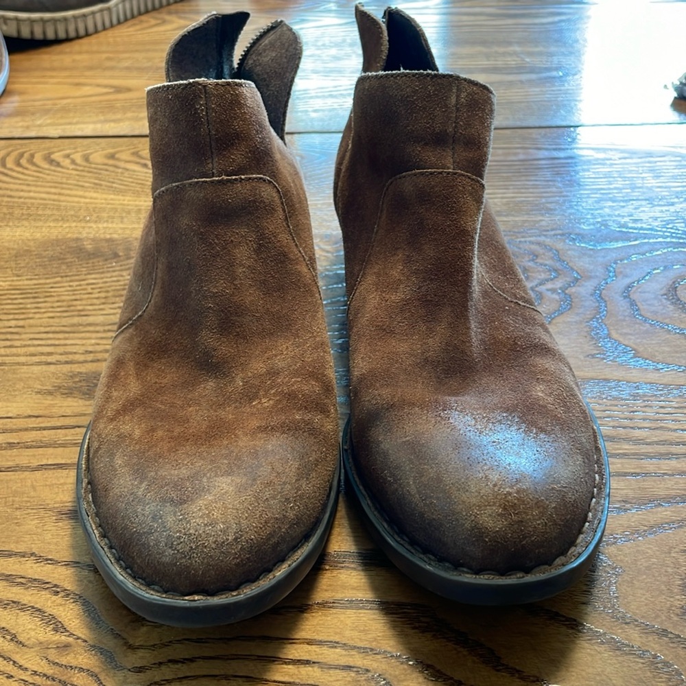 Born booties